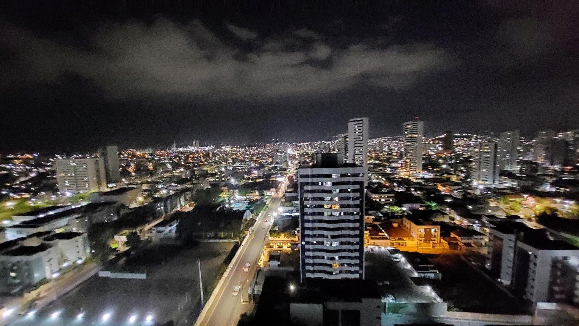 Ape Com Vista Espetacular No Edif. Mr. Roterdam Apartment Caruaru Ngoại thất bức ảnh